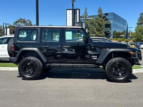 Black Clearcoat 2020 Jeep Wrangler Unlimited Sport