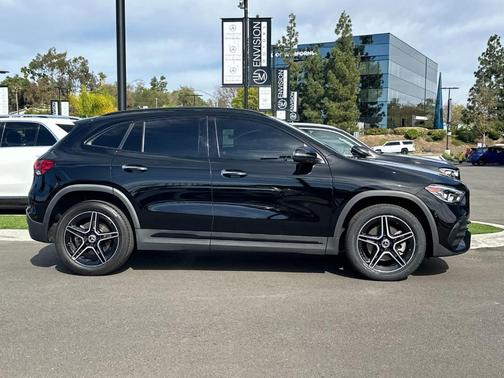 2022 Mercedes-Benz GLA 250 Base 4MATIC