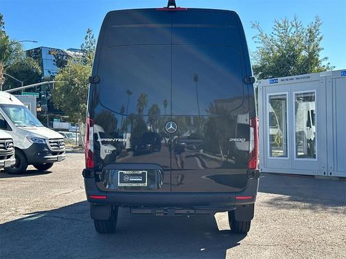 2025 Mercedes-Benz Sprinter 2500 Standard Roof