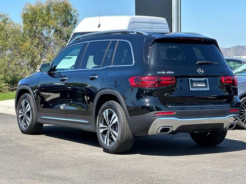 2025 Mercedes-Benz GLB 250 Base