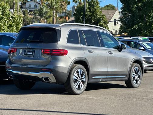 2026 Mercedes-Benz GLB 250 Base