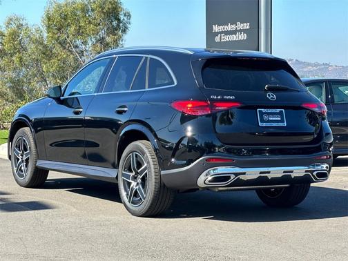 2026 Mercedes-Benz GLC 300 Base