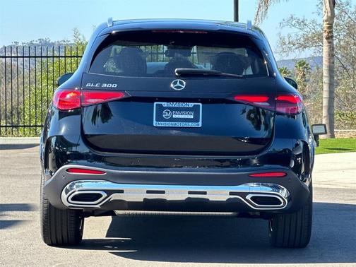 2026 Mercedes-Benz GLC 300 Base