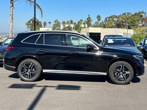 2026 Mercedes-Benz GLC 300 Base