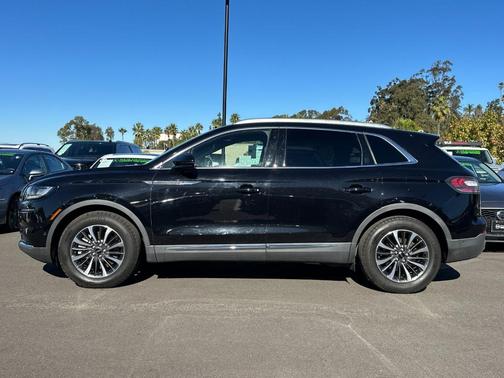 2022 Lincoln Nautilus Reserve