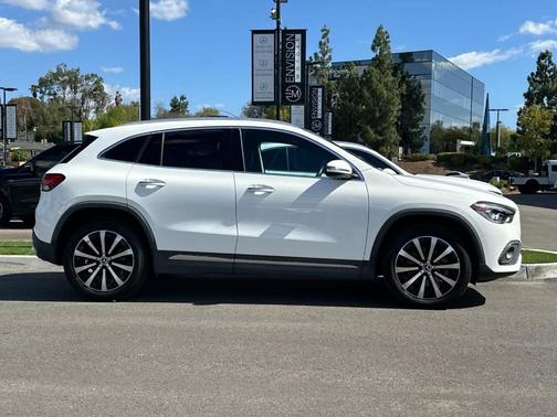 Polar White 2023 Mercedes-Benz GLA 250 Base