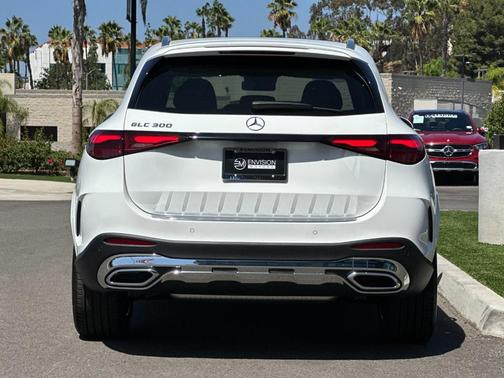 Polar White 2026 Mercedes-Benz GLC 300 Base