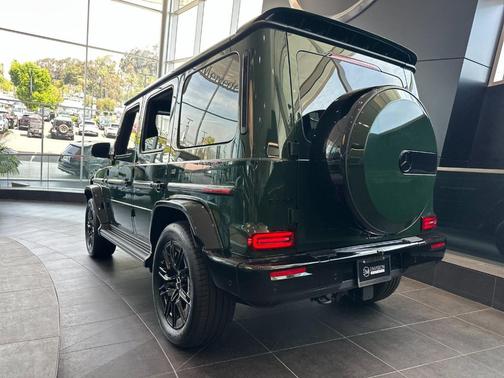 MANUFAKTUR EXCL 2026 Mercedes-Benz G-Class G 550 4MATIC