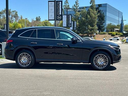 Black 2026 Mercedes-Benz GLC 300 Base 4MATIC