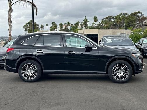 2026 Mercedes-Benz GLC 300 Base 4MATIC