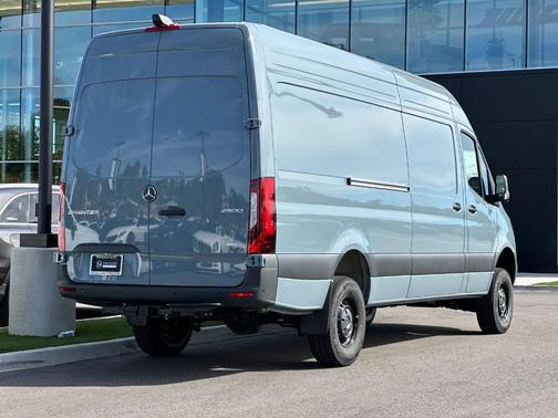 2026 Mercedes-Benz Sprinter 2500 High Roof