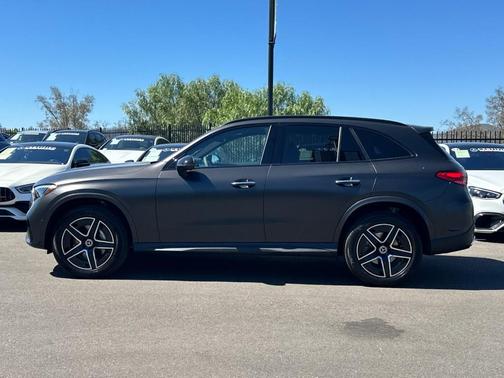 2026 Mercedes-Benz GLC 300 Base