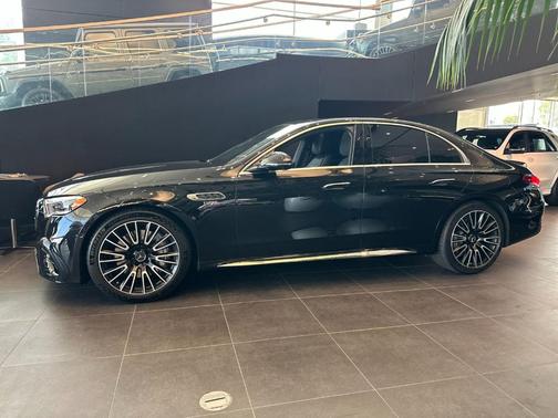 Obsidian Black 2026 Mercedes-Benz AMG E 53 Base