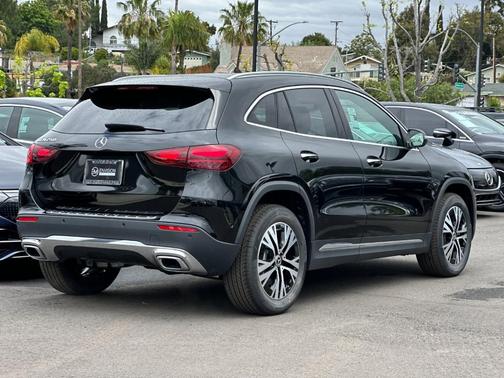 Midnight Black 2025 Mercedes-Benz GLA 250 Base