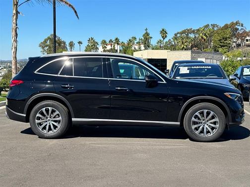2026 Mercedes-Benz GLC 300 Base 4MATIC