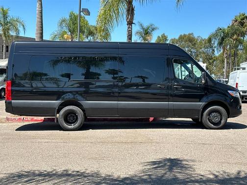 2025 Mercedes-Benz Sprinter 3500XD High Roof