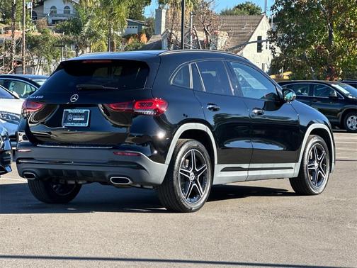 2022 Mercedes-Benz GLA 250 Base