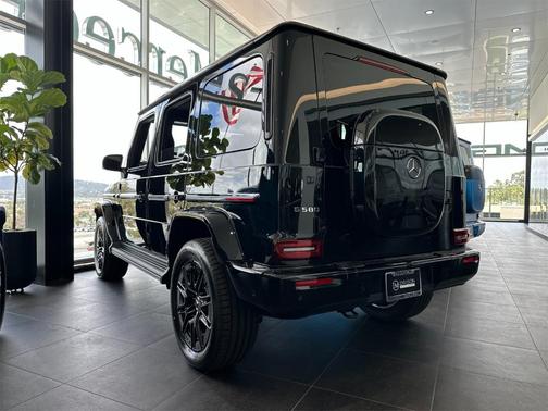 2025 Mercedes-Benz G-Class Base