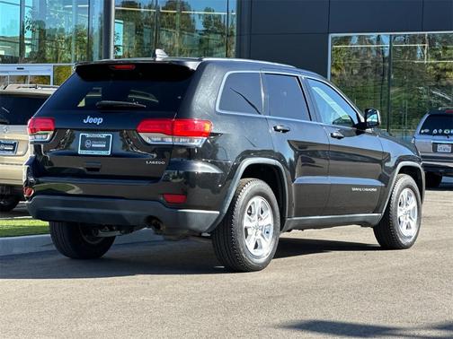 2016 Jeep Grand Cherokee Laredo
