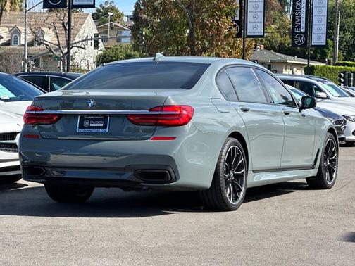 2018 BMW 750 i xDrive