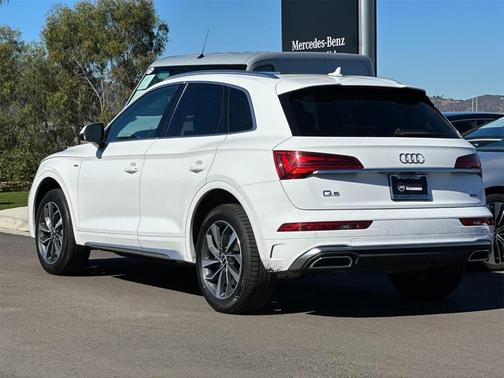 2022 Audi Q5 45 S line quattro Premium