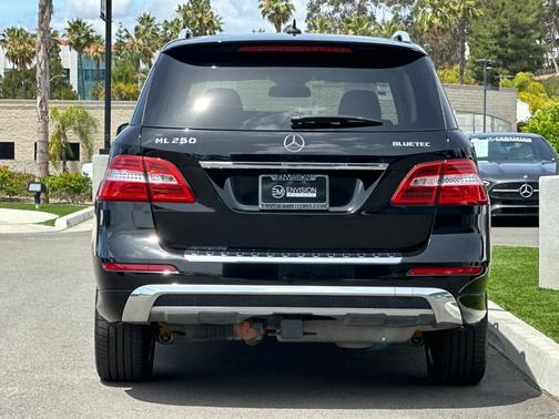 Black 2015 Mercedes-Benz M-Class ML 250 BlueTEC 4MATIC