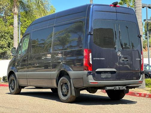 2024 Mercedes-Benz Sprinter 2500 144 WB