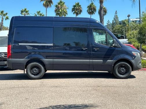 2024 Mercedes-Benz Sprinter 2500 144 WB