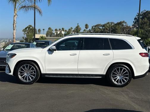 2026 Mercedes-Benz GLS 580 Base 4MATIC