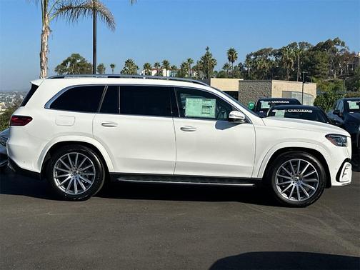 2026 Mercedes-Benz GLS 580 Base 4MATIC