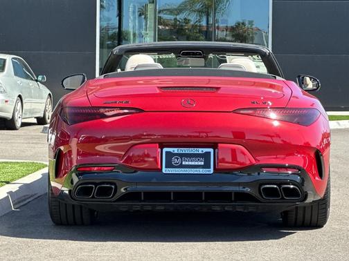 MANUFAKTUR Patagonia Red Metallic 2022 Mercedes-Benz AMG SL 63 Base