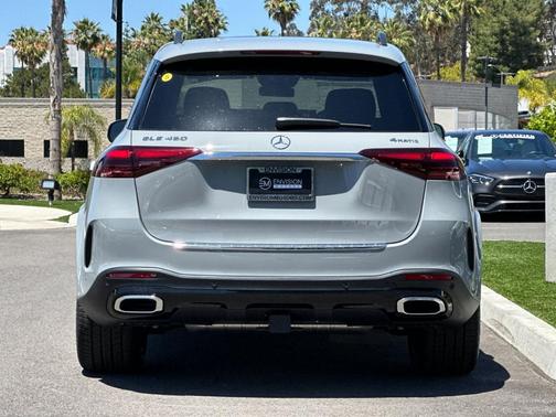 Alpine 2026 Mercedes-Benz GLE 450 4MATIC