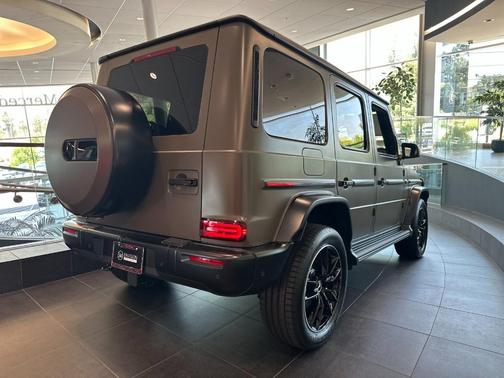MANUFAKTUR DK O 2026 Mercedes-Benz G-Class G 550 4MATIC