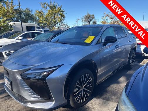 2023 Lexus RZ 450e Luxury