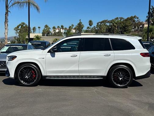 2025 Mercedes-Benz AMG GLS 63 Base