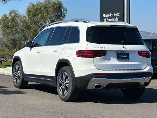 2026 Mercedes-Benz GLB 250 Base