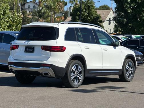 2026 Mercedes-Benz GLB 250 Base