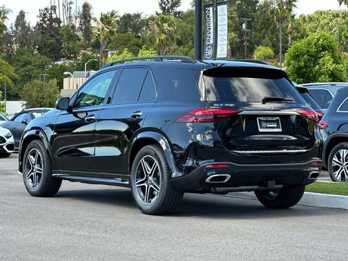 Black 2026 Mercedes-Benz GLE 450 4MATIC