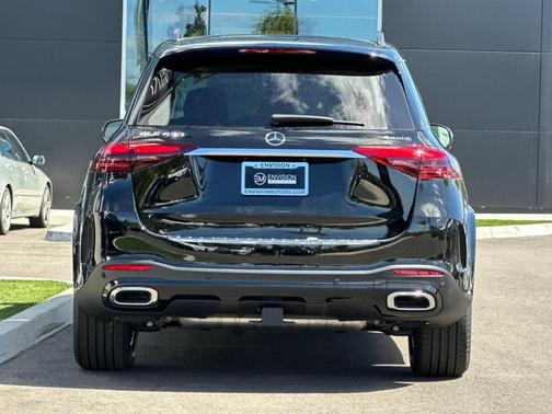 Black 2026 Mercedes-Benz GLE 450 4MATIC