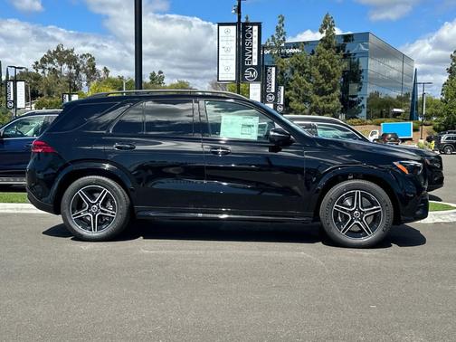 Black 2026 Mercedes-Benz GLE 450 4MATIC