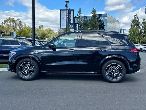Black 2026 Mercedes-Benz GLE 450 4MATIC