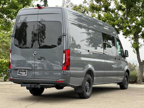 2024 Mercedes-Benz Sprinter 2500 170 WB