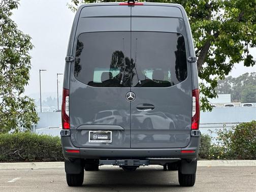 2024 Mercedes-Benz Sprinter 2500 170 WB