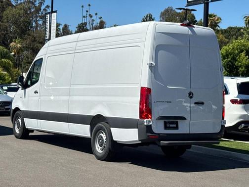 Arctic White 2025 Mercedes-Benz eSprinter 2500 170 WB High Roof Cargo