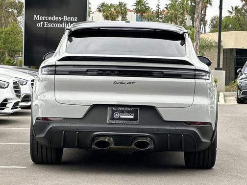 Chalk 2024 Porsche Cayenne Turbo GT