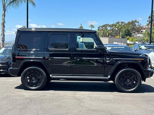 2025 Mercedes-Benz G-Class Base