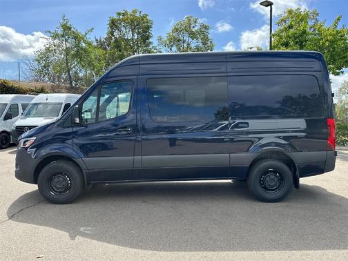 2024 Mercedes-Benz Sprinter 2500 144 WB
