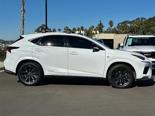 2021 Lexus NX 300h F SPORT Black Line