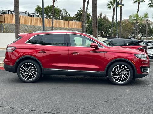 2020 Lincoln Nautilus Reserve