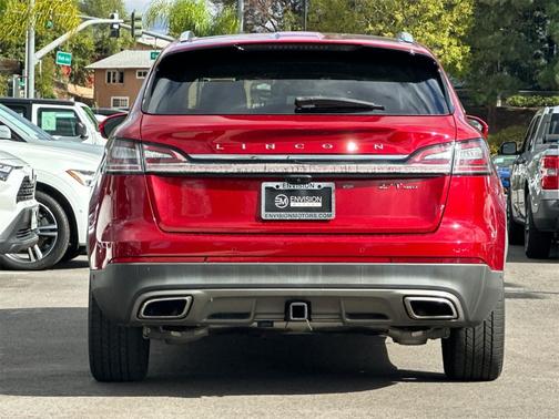 2020 Lincoln Nautilus Reserve